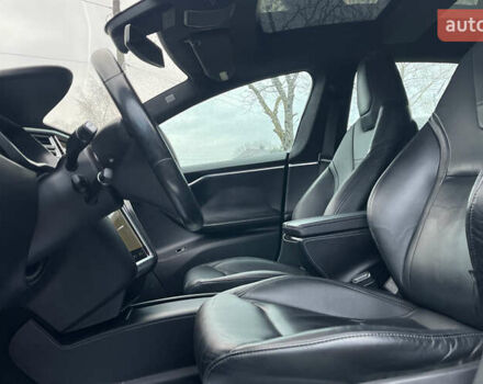 Черный Тесла Модель С, объемом двигателя 0 л и пробегом 152 тыс. км за 18900 $, фото 9 на Automoto.ua