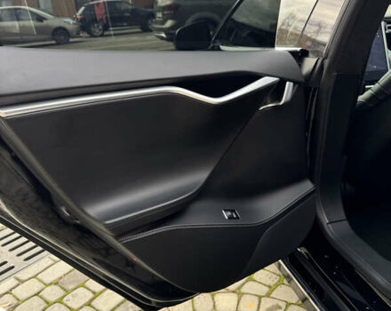 Черный Тесла Модель С, объемом двигателя 0 л и пробегом 147 тыс. км за 17600 $, фото 57 на Automoto.ua