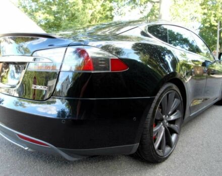 Тесла Модель С 2016 у Львові на Automoto.ua Чорний Тесла Модель С, об'ємом двигуна 0 л та пробігом 77 тис. км за 13400 $, фото 4 на Automoto.ua