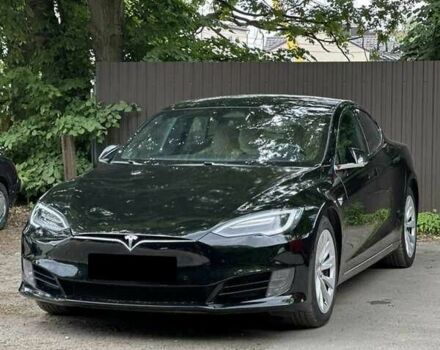 Черный Тесла Модель С, объемом двигателя 0 л и пробегом 154 тыс. км за 12900 $, фото 1 на Automoto.ua