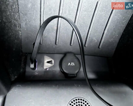 Черный Тесла Модель С, объемом двигателя 0 л и пробегом 292 тыс. км за 16000 $, фото 93 на Automoto.ua