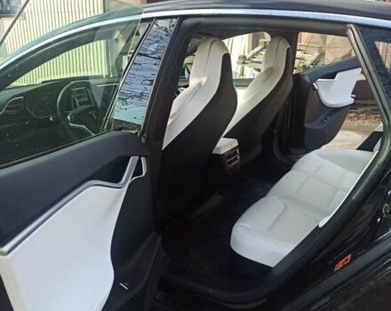 Черный Тесла Модель С, объемом двигателя 0 л и пробегом 95 тыс. км за 42000 $, фото 17 на Automoto.ua