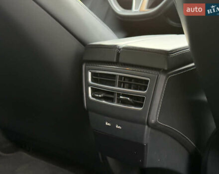 Черный Тесла Модель С, объемом двигателя 0 л и пробегом 290 тыс. км за 14999 $, фото 34 на Automoto.ua