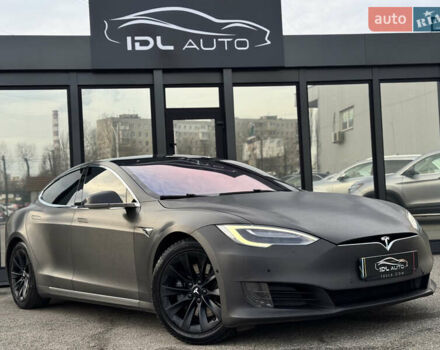 Черный Тесла Модель С, объемом двигателя 0 л и пробегом 290 тыс. км за 14999 $, фото 6 на Automoto.ua