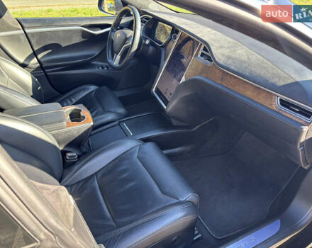 Черный Тесла Модель С, объемом двигателя 0 л и пробегом 145 тыс. км за 21000 $, фото 10 на Automoto.ua