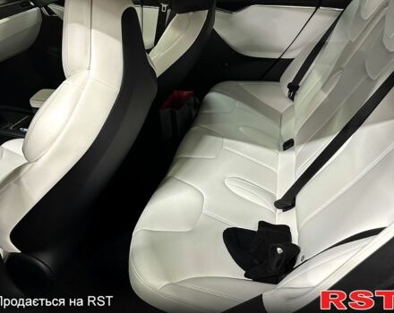 Чорний Тесла Модель С, об'ємом двигуна 0 л та пробігом 130 тис. км за 20500 $, фото 6 на Automoto.ua