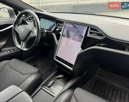 Черный Тесла Модель С, объемом двигателя 0 л и пробегом 74 тыс. км за 16700 $, фото 15 на Automoto.ua