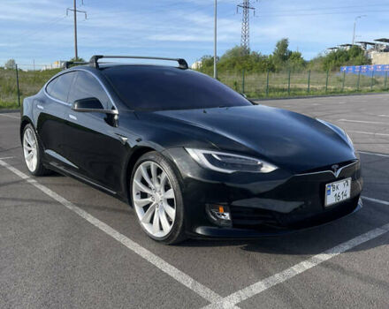Чорний Тесла Модель С, об'ємом двигуна 0 л та пробігом 67 тис. км за 25000 $, фото 47 на Automoto.ua