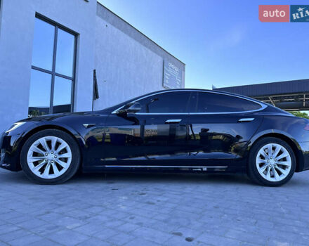 Черный Тесла Модель С, объемом двигателя 0 л и пробегом 150 тыс. км за 23333 $, фото 31 на Automoto.ua