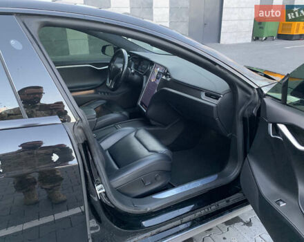 Чорний Тесла Модель С, об'ємом двигуна 0 л та пробігом 116 тис. км за 17800 $, фото 41 на Automoto.ua