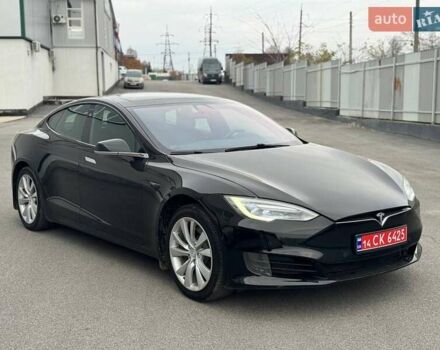 Черный Тесла Модель С, объемом двигателя 0 л и пробегом 74 тыс. км за 16700 $, фото 1 на Automoto.ua