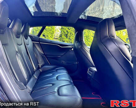 Чорний Тесла Модель С, об'ємом двигуна 0 л та пробігом 150 тис. км за 15700 $, фото 5 на Automoto.ua