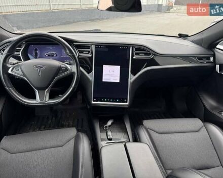 Черный Тесла Модель С, объемом двигателя 0 л и пробегом 74 тыс. км за 16700 $, фото 12 на Automoto.ua