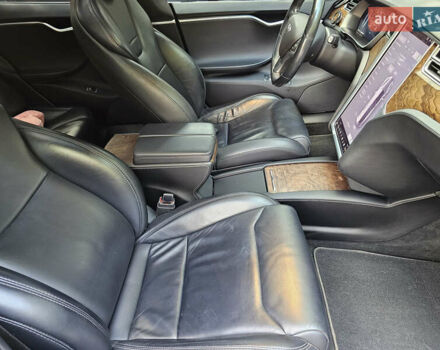 Чорний Тесла Модель С, об'ємом двигуна 0 л та пробігом 120 тис. км за 18900 $, фото 82 на Automoto.ua