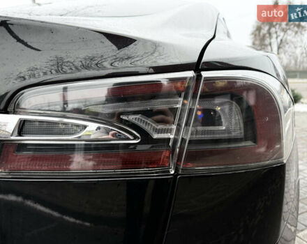 Черный Тесла Модель С, объемом двигателя 0 л и пробегом 292 тыс. км за 16000 $, фото 47 на Automoto.ua