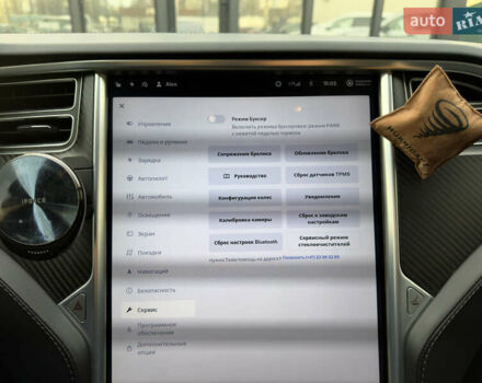Черный Тесла Модель С, объемом двигателя 0 л и пробегом 290 тыс. км за 14999 $, фото 46 на Automoto.ua