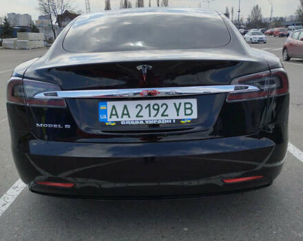 Черный Тесла Модель С, объемом двигателя 0 л и пробегом 56 тыс. км за 16200 $, фото 21 на Automoto.ua