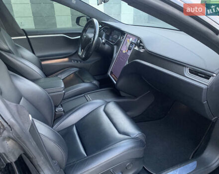 Чорний Тесла Модель С, об'ємом двигуна 0 л та пробігом 116 тис. км за 17800 $, фото 42 на Automoto.ua