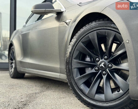 Черный Тесла Модель С, объемом двигателя 0 л и пробегом 290 тыс. км за 14999 $, фото 7 на Automoto.ua