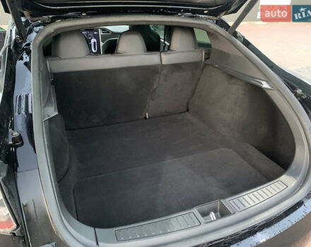 Чорний Тесла Модель С, об'ємом двигуна 0 л та пробігом 116 тис. км за 17800 $, фото 51 на Automoto.ua