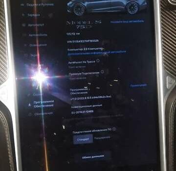 Черный Тесла Модель С, объемом двигателя 0 л и пробегом 123 тыс. км за 11221 $, фото 2 на Automoto.ua