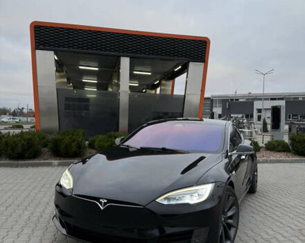 Черный Тесла Модель С, объемом двигателя 0 л и пробегом 248 тыс. км за 16000 $, фото 1 на Automoto.ua