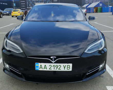 Черный Тесла Модель С, объемом двигателя 0 л и пробегом 56 тыс. км за 16200 $, фото 19 на Automoto.ua