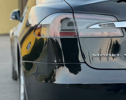 Черный Тесла Модель С, объемом двигателя 0 л и пробегом 165 тыс. км за 16900 $, фото 12 на Automoto.ua