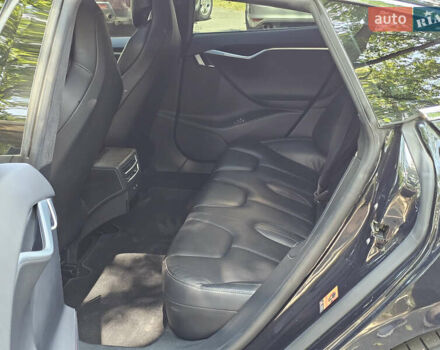 Чорний Тесла Модель С, об'ємом двигуна 0 л та пробігом 120 тис. км за 18900 $, фото 109 на Automoto.ua