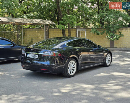 Чорний Тесла Модель С, об'ємом двигуна 0 л та пробігом 120 тис. км за 18900 $, фото 32 на Automoto.ua