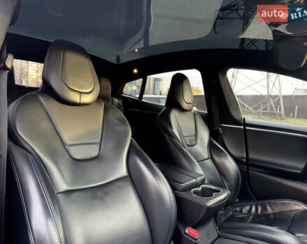 Черный Тесла Модель С, объемом двигателя 0 л и пробегом 290 тыс. км за 14999 $, фото 38 на Automoto.ua