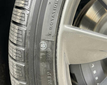 Тесла Модель С 2017 у Києві на Automoto.ua Чорний Тесла Модель С, об'ємом двигуна 0 л та пробігом 99 тис. км за 24900 $, фото 13 на Automoto.ua