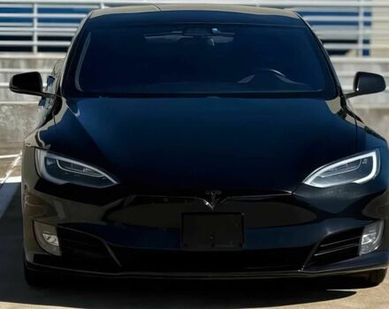 Чорний Тесла Модель С, об'ємом двигуна 0 л та пробігом 57 тис. км за 5600 $, фото 1 на Automoto.ua