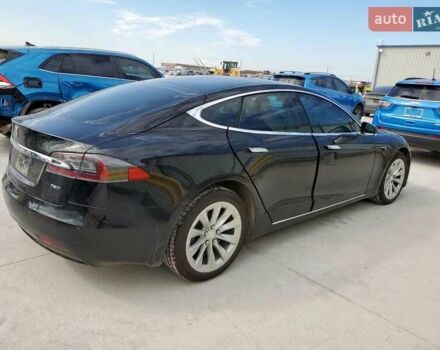 Чорний Тесла Модель С, об'ємом двигуна 0 л та пробігом 105 тис. км за 6300 $, фото 2 на Automoto.ua