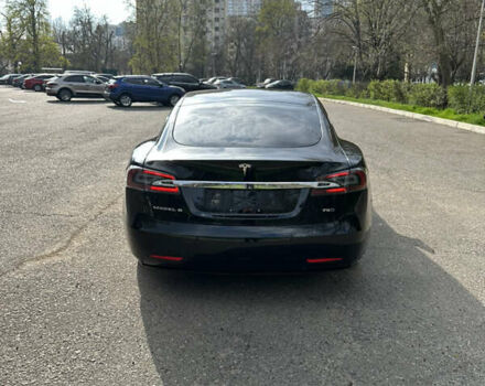 Черный Тесла Модель С, объемом двигателя 0 л и пробегом 63 тыс. км за 15999 $, фото 5 на Automoto.ua