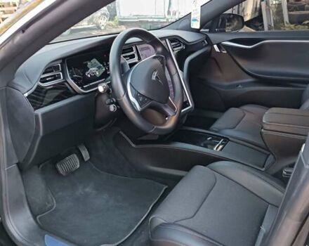 Чорний Тесла Модель С, об'ємом двигуна 0 л та пробігом 67 тис. км за 18999 $, фото 6 на Automoto.ua