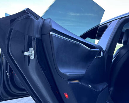 Черный Тесла Модель С, объемом двигателя 0 л и пробегом 139 тыс. км за 28900 $, фото 29 на Automoto.ua