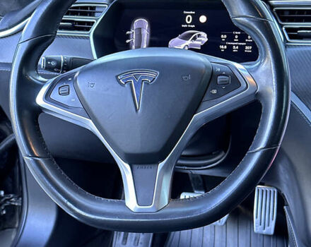 Черный Тесла Модель С, объемом двигателя 0 л и пробегом 150 тыс. км за 23333 $, фото 14 на Automoto.ua
