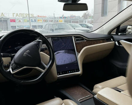 Чорний Тесла Модель С, об'ємом двигуна 0 л та пробігом 193 тис. км за 15900 $, фото 9 на Automoto.ua