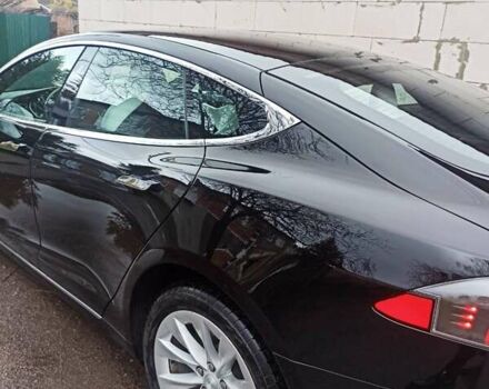 Черный Тесла Модель С, объемом двигателя 0 л и пробегом 95 тыс. км за 42000 $, фото 11 на Automoto.ua