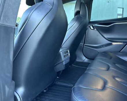 Черный Тесла Модель С, объемом двигателя 0 л и пробегом 150 тыс. км за 23333 $, фото 12 на Automoto.ua