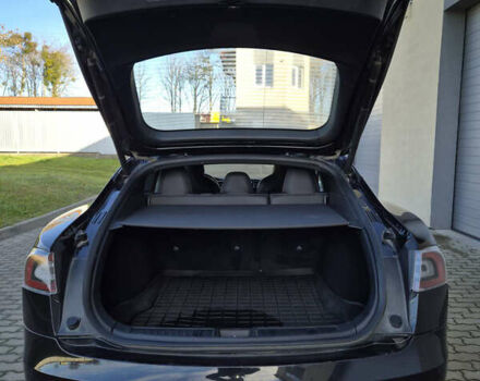 Черный Тесла Модель С, объемом двигателя 0 л и пробегом 133 тыс. км за 16200 $, фото 14 на Automoto.ua