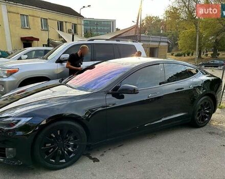 Черный Тесла Модель С, объемом двигателя 0 л и пробегом 130 тыс. км за 20500 $, фото 10 на Automoto.ua