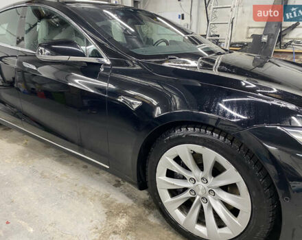 Черный Тесла Модель С, объемом двигателя 0 л и пробегом 89 тыс. км за 20000 $, фото 4 на Automoto.ua