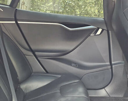 Чорний Тесла Модель С, об'ємом двигуна 0 л та пробігом 120 тис. км за 18900 $, фото 106 на Automoto.ua