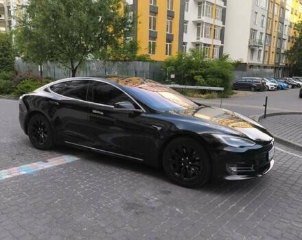 Чорний Тесла Модель С, об'ємом двигуна 0 л та пробігом 67 тис. км за 18999 $, фото 8 на Automoto.ua