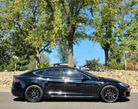 Черный Тесла Модель С, объемом двигателя 0 л и пробегом 68 тыс. км за 16700 $, фото 6 на Automoto.ua