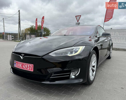 Черный Тесла Модель С, объемом двигателя 0 л и пробегом 122 тыс. км за 19300 $, фото 45 на Automoto.ua