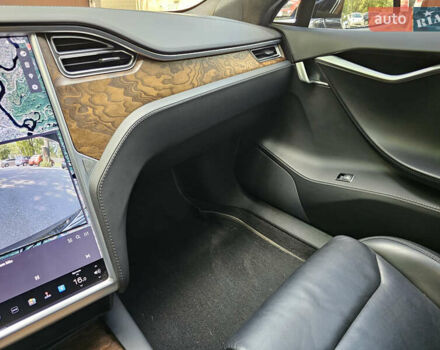 Чорний Тесла Модель С, об'ємом двигуна 0 л та пробігом 120 тис. км за 18900 $, фото 63 на Automoto.ua