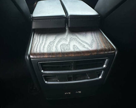 Чорний Тесла Модель С, об'ємом двигуна 0 л та пробігом 128 тис. км за 15300 $, фото 14 на Automoto.ua